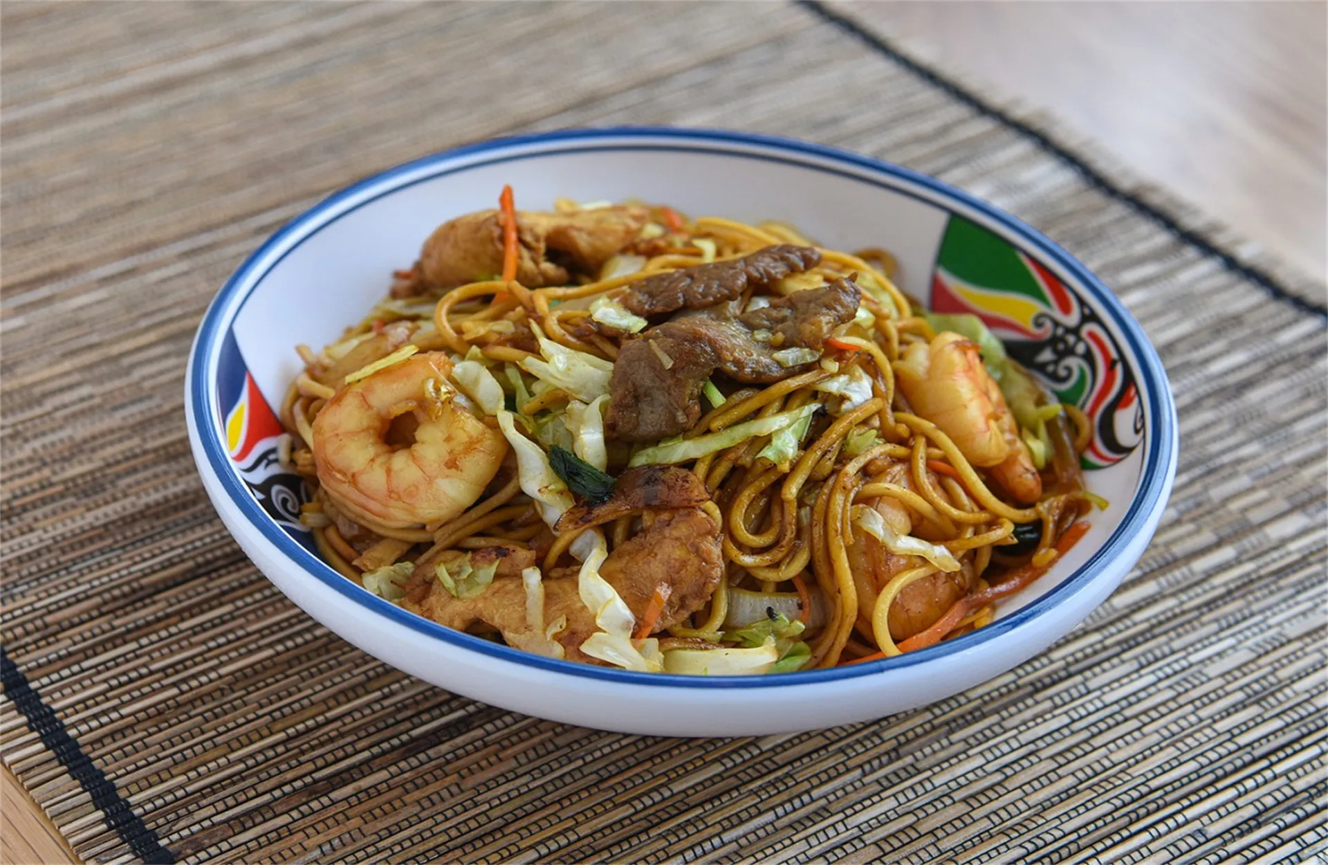 Shrimp beef lo mein with mixed vegetables at King Wok, a Chinese Restaurant in Chesapeake